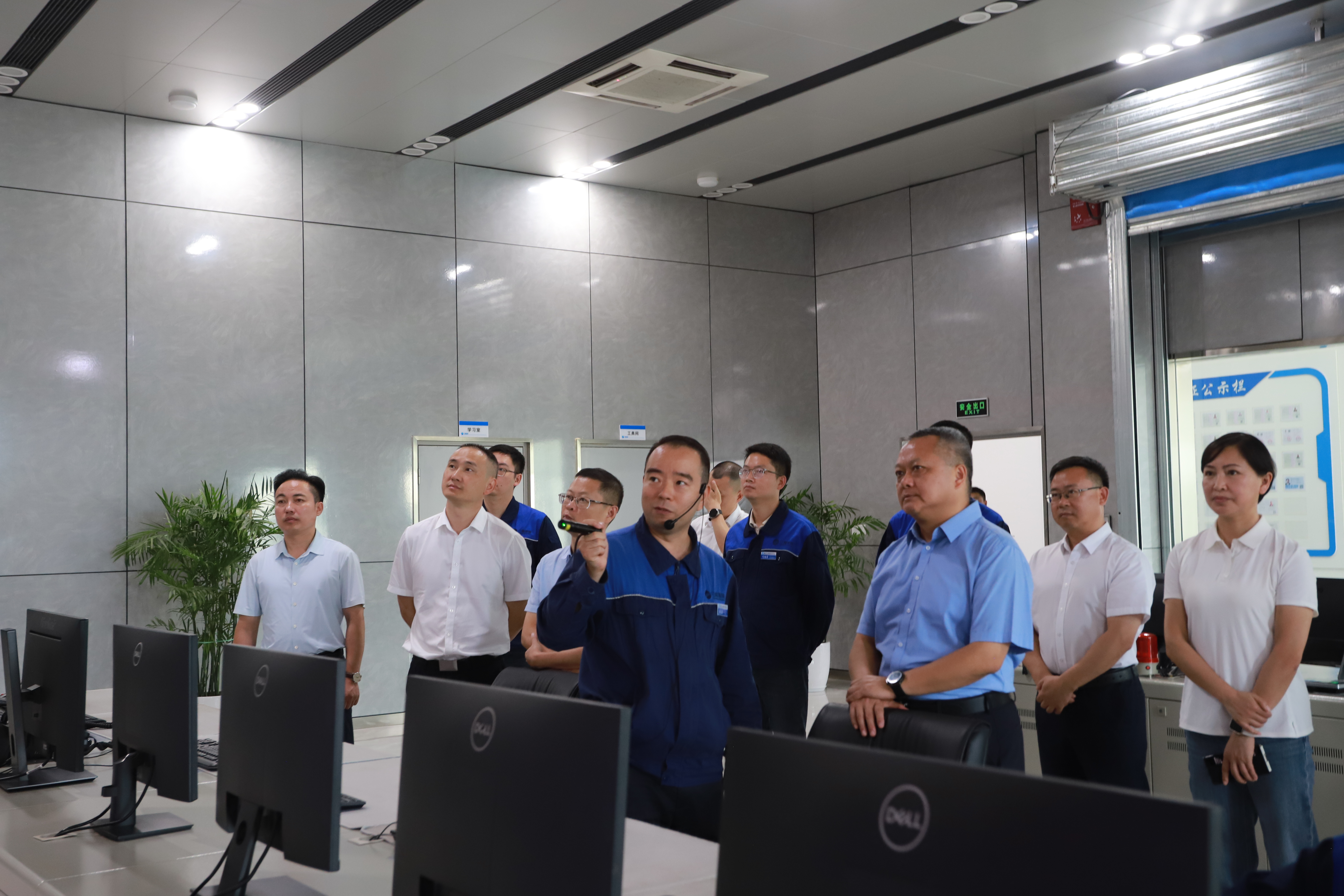 IMG_3198.JPG IMG_3198.JPG